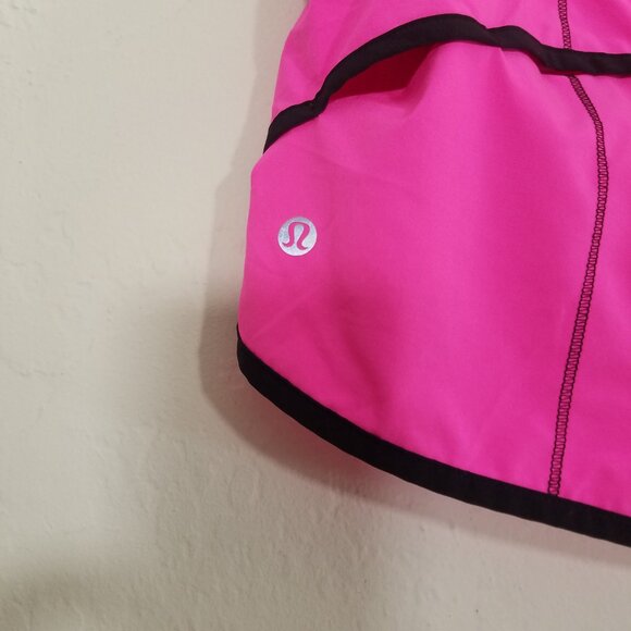 Lululemon Low Rise Speed Up Shorts Size 4 - Picture 3 of 5